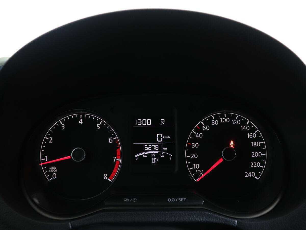 Б/У Фольксваген Поло 2017 года. Фото: #10