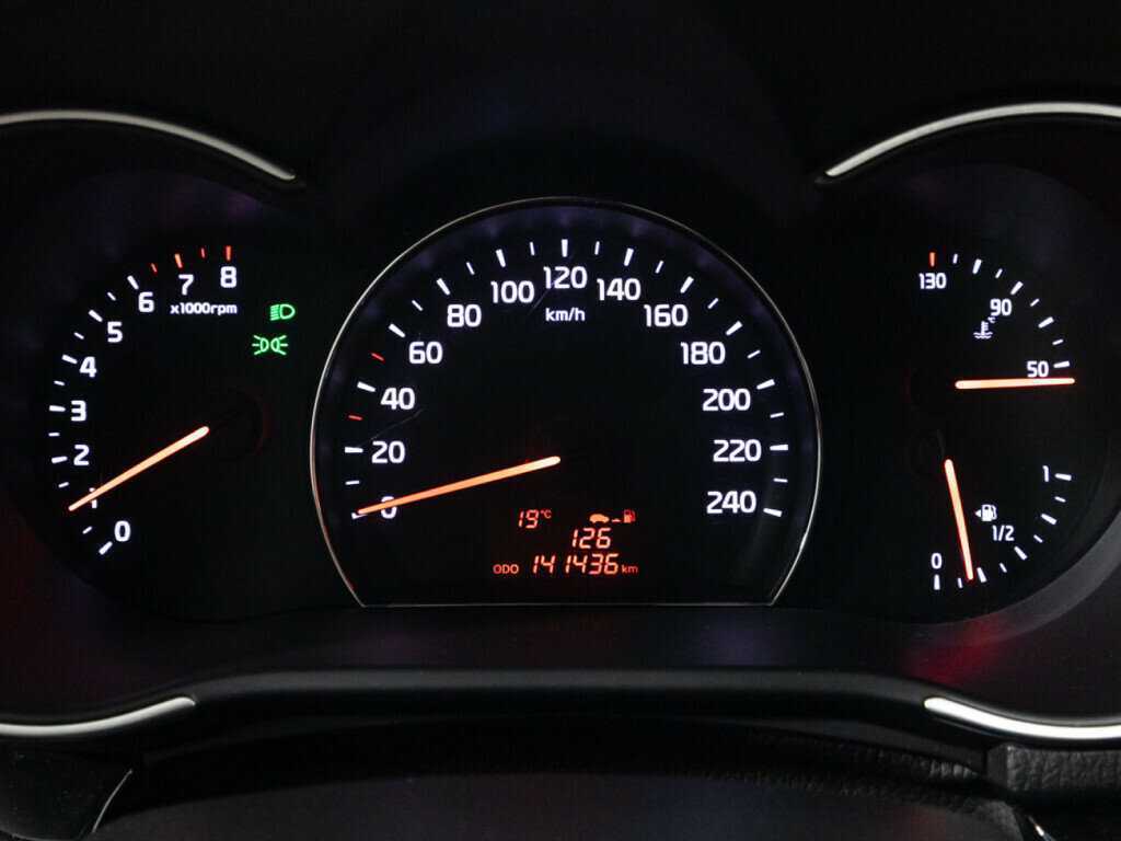 Б/У Киа Соренто 2016 года. Фото: #9