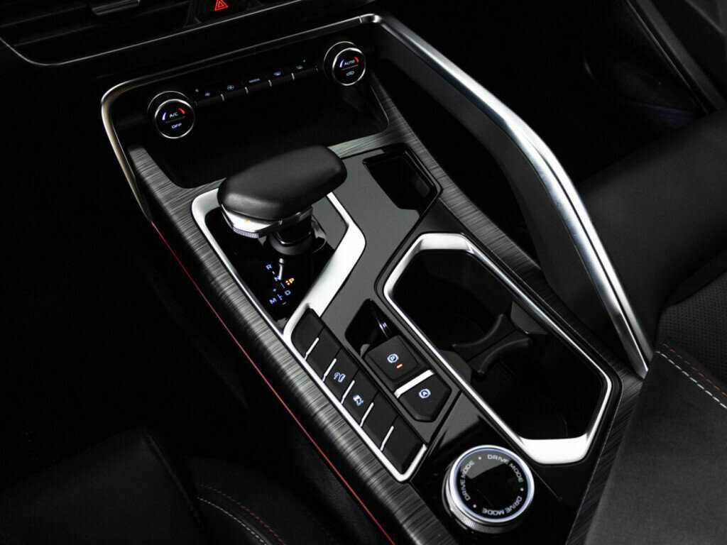 Geely Tugella 2022 года с пробегом. Фото: #18