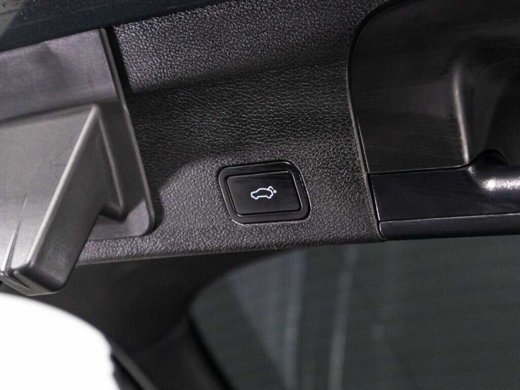 Geely Tugella 2022 года с пробегом. Фото: #14