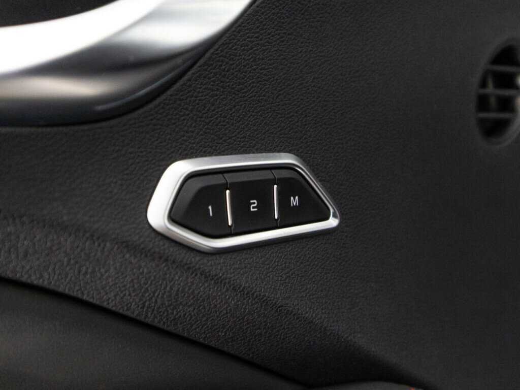 Geely Tugella 2022 года с пробегом. Фото: #22