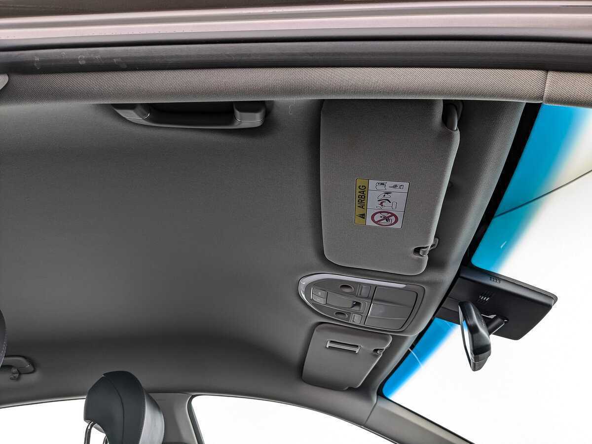 Hyundai Genesis 2015 года с пробегом. Фото: #21