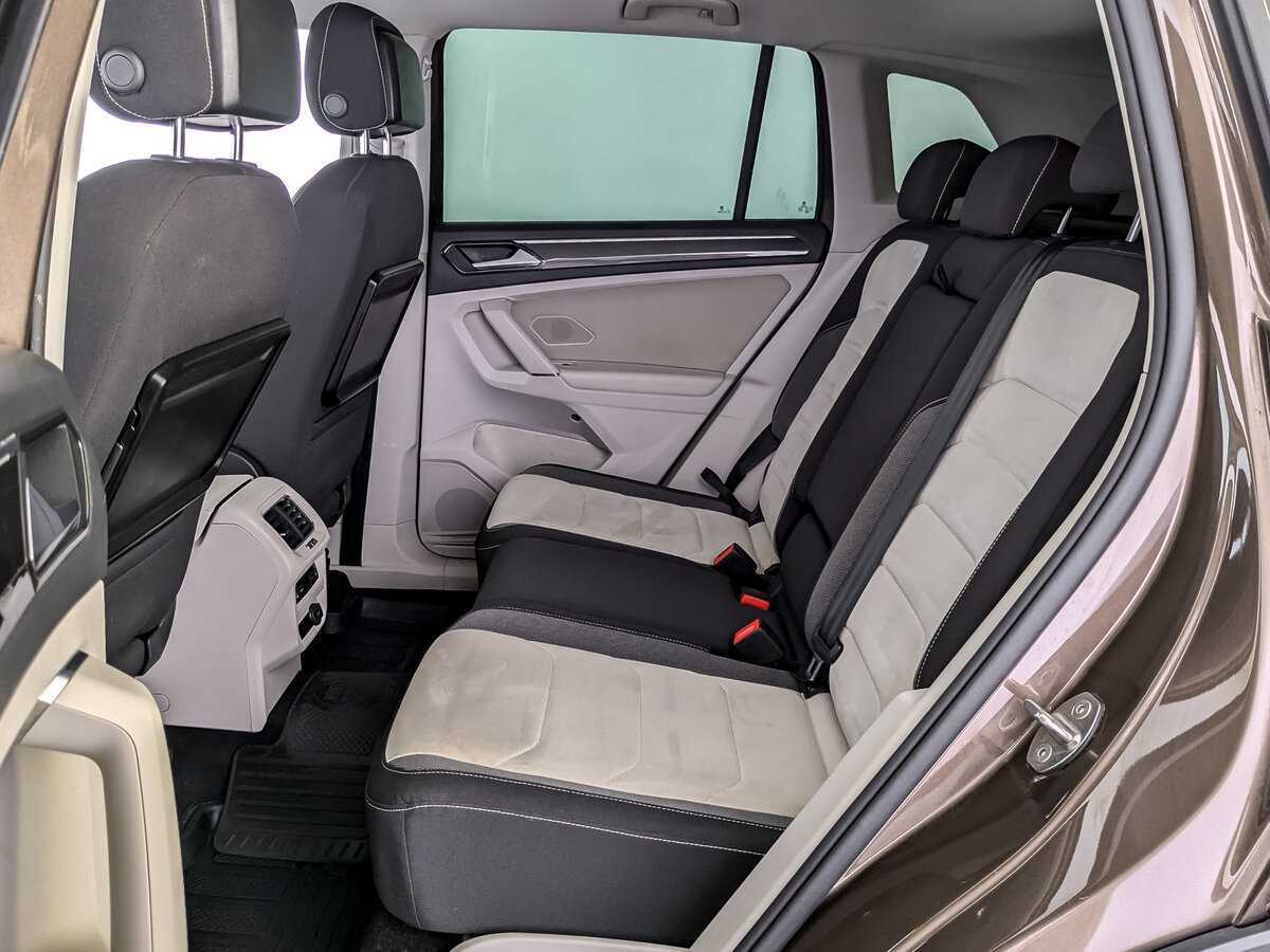 Б/У Фольксваген Тигуан 2017 года. Фото: #11