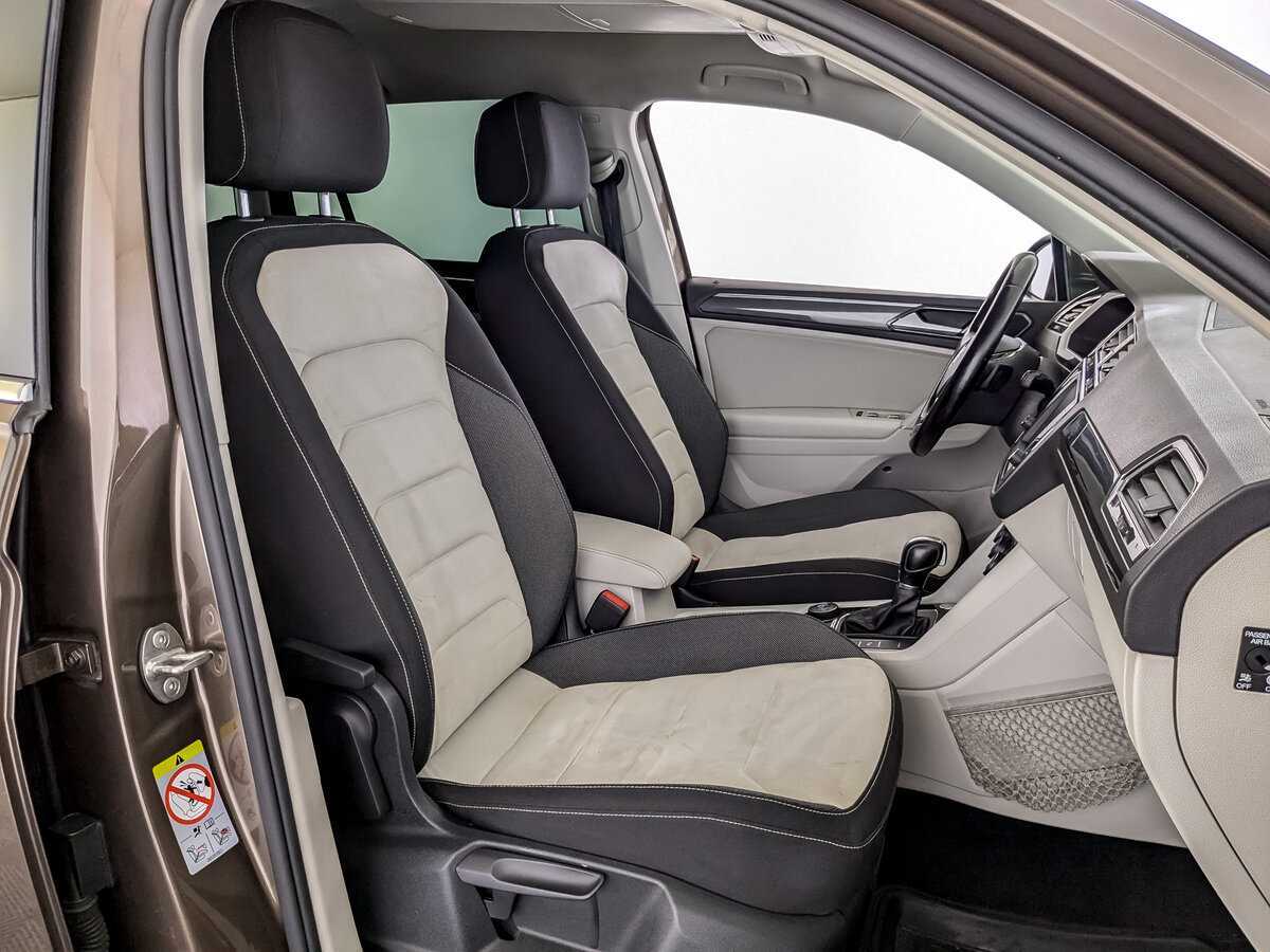 Б/У Фольксваген Тигуан 2017 года. Фото: #22