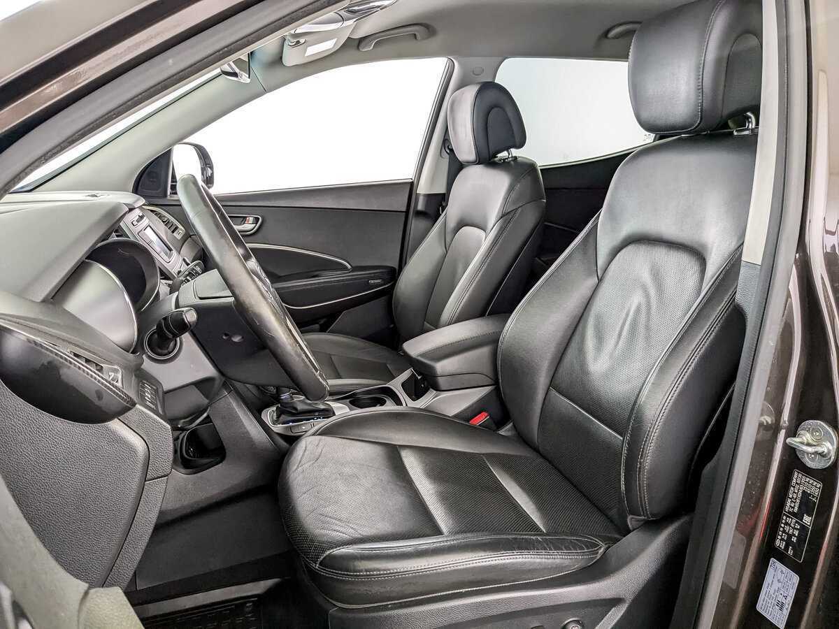 Б/У Хендай Санта Фе 2016 года. Фото: #19