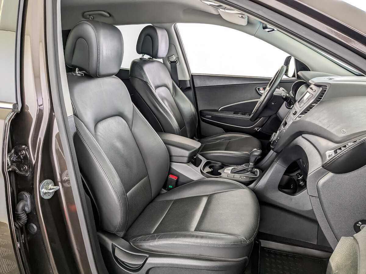 Б/У Хендай Санта Фе 2016 года. Фото: #23