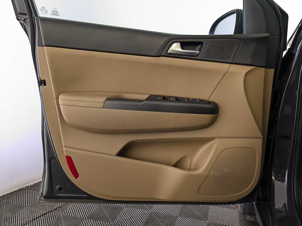 Б/У Киа Спортейдж 2021 года. Фото: #18