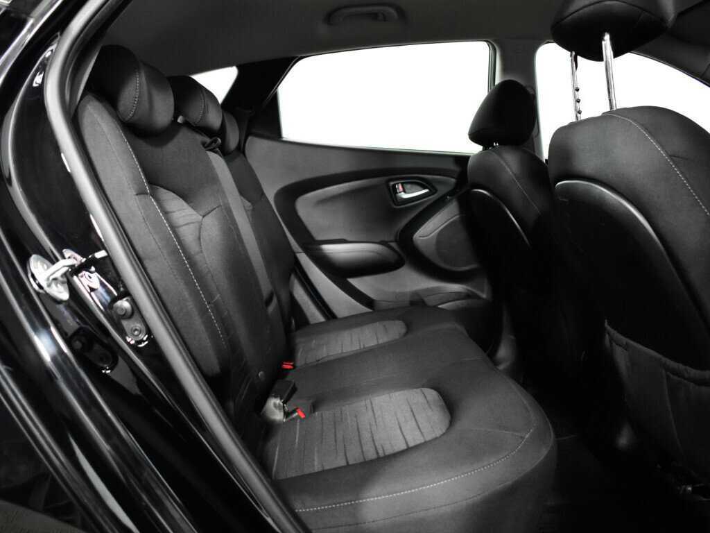 Б/У Хендай ай-икс35 2014 года. Фото: #9