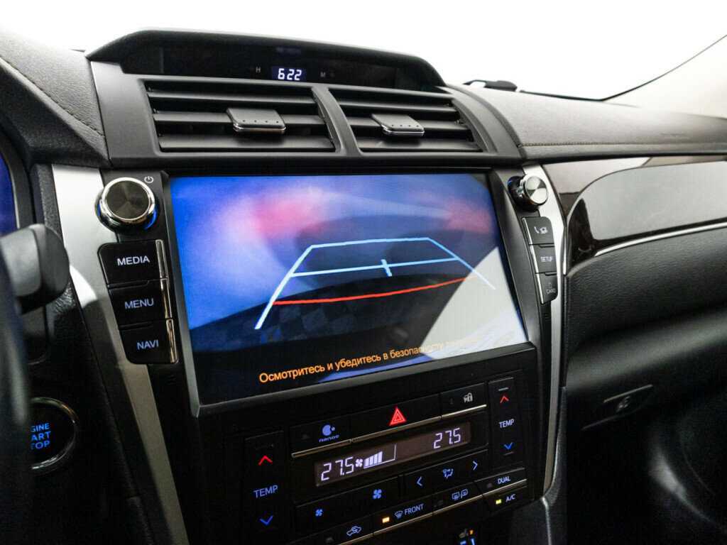 Б/У Тойота Камри 2017 года. Фото: #14