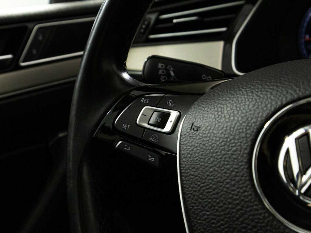 Б/У Фольксваген Пассат 2016 года. Фото: #19