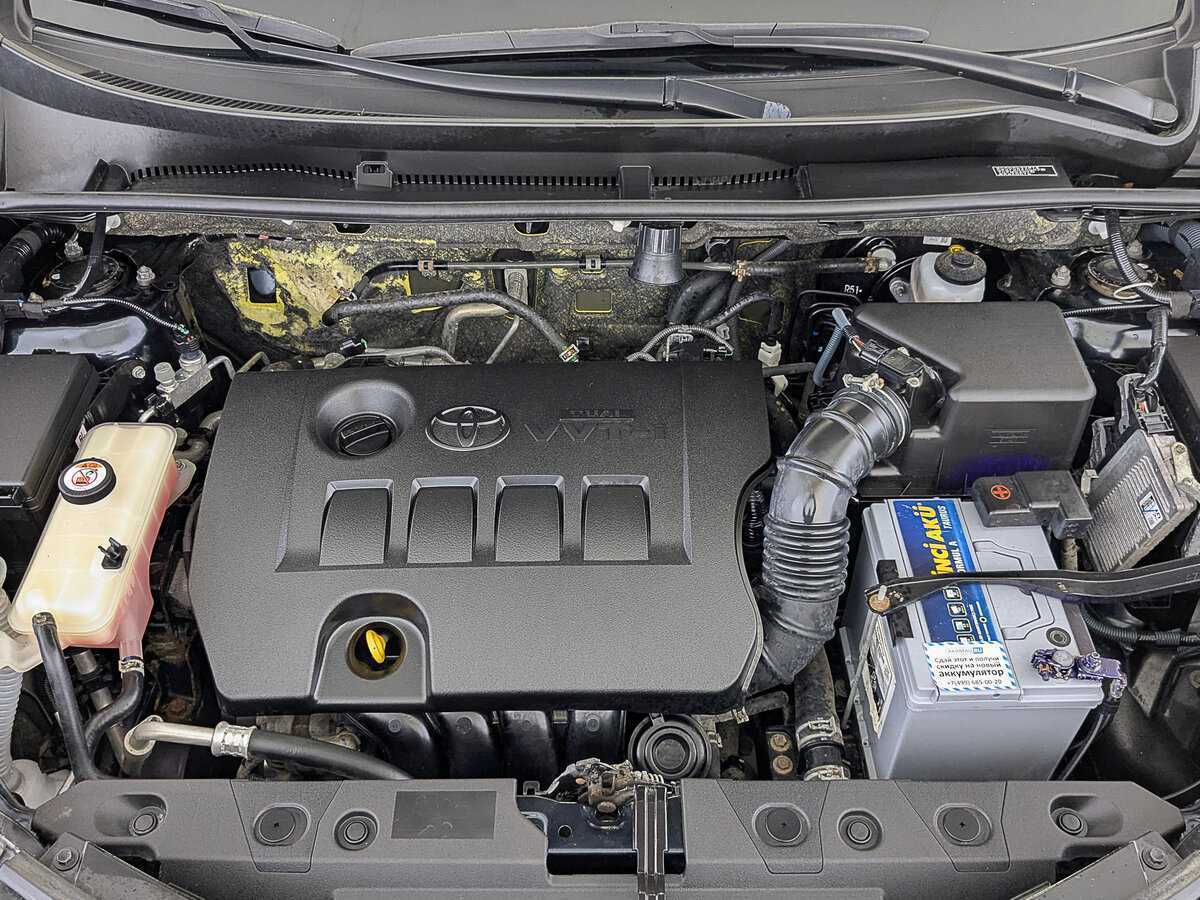 Б/У Тойота Рав4 2017 года. Фото: #8