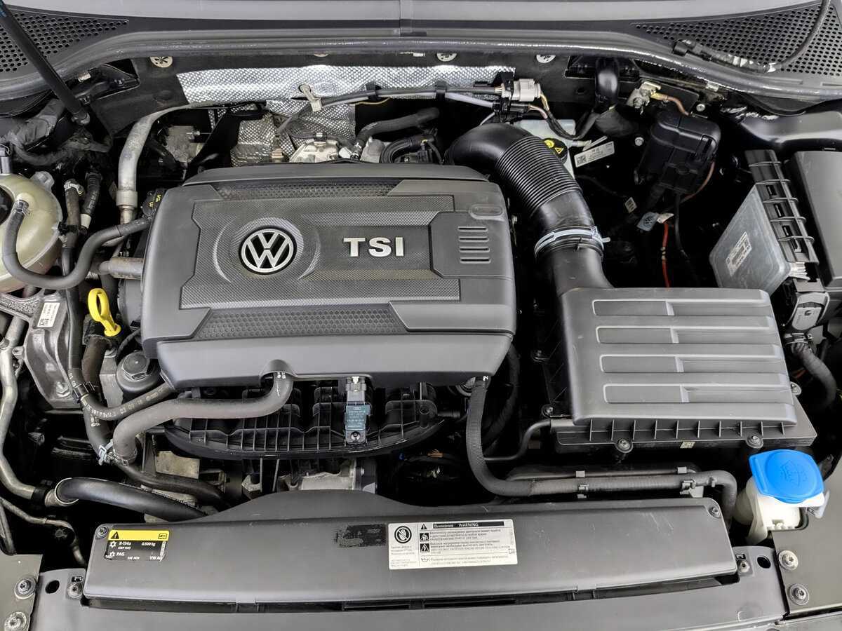 Volkswagen Passat 2018 года с пробегом. Фото: #8