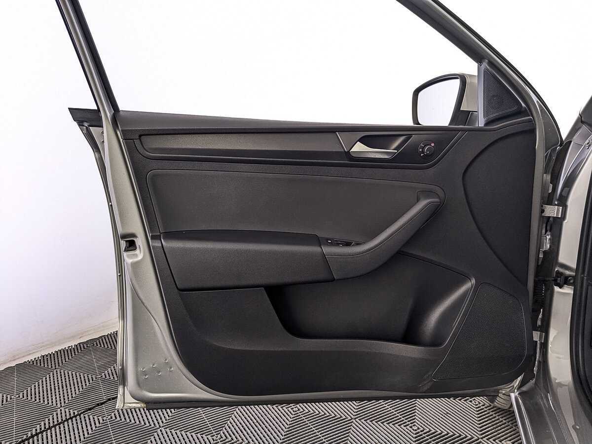 Б/У Фольксваген Поло 2021 года. Фото: #18