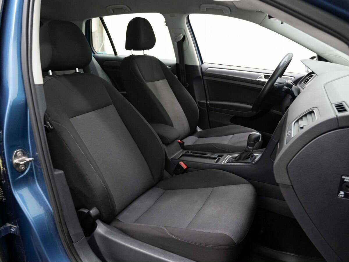 Б/У Фольксваген Гольф 2013 года. Фото: #11