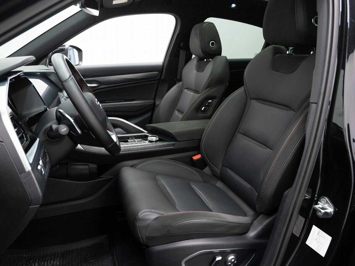 Geely Tugella 2023 года с пробегом. Фото: #8