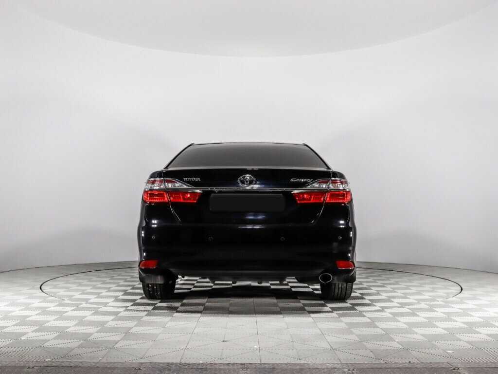 Б/У Тойота Камри 2016 года. Фото: #5