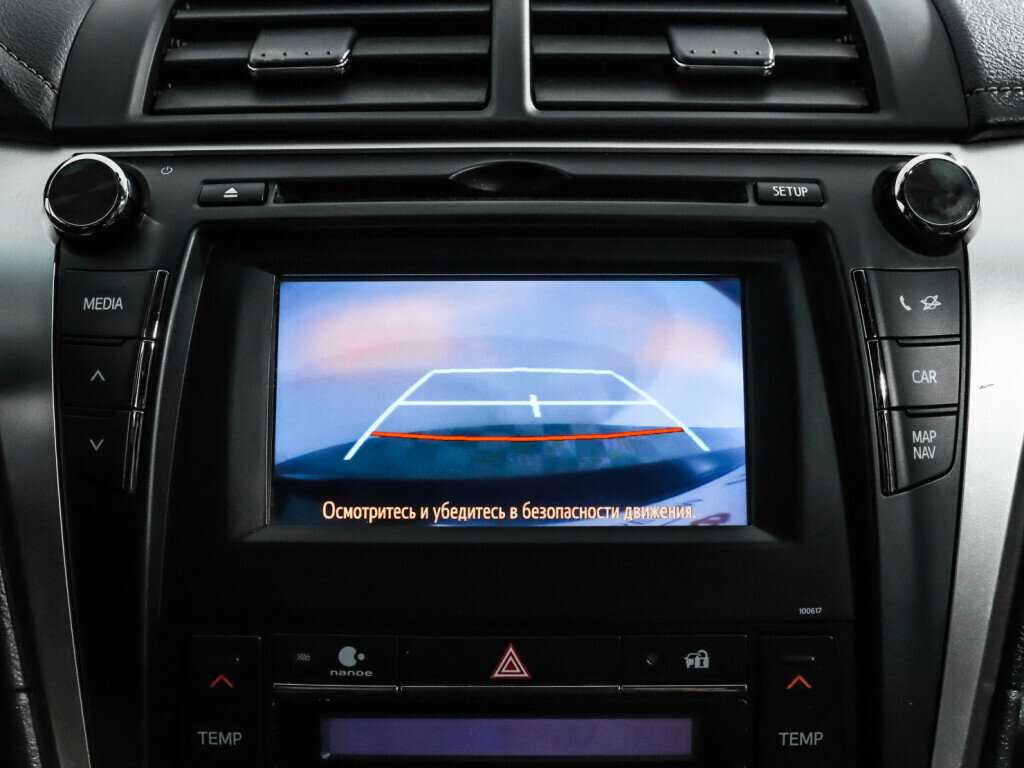 Б/У Тойота Камри 2016 года. Фото: #16