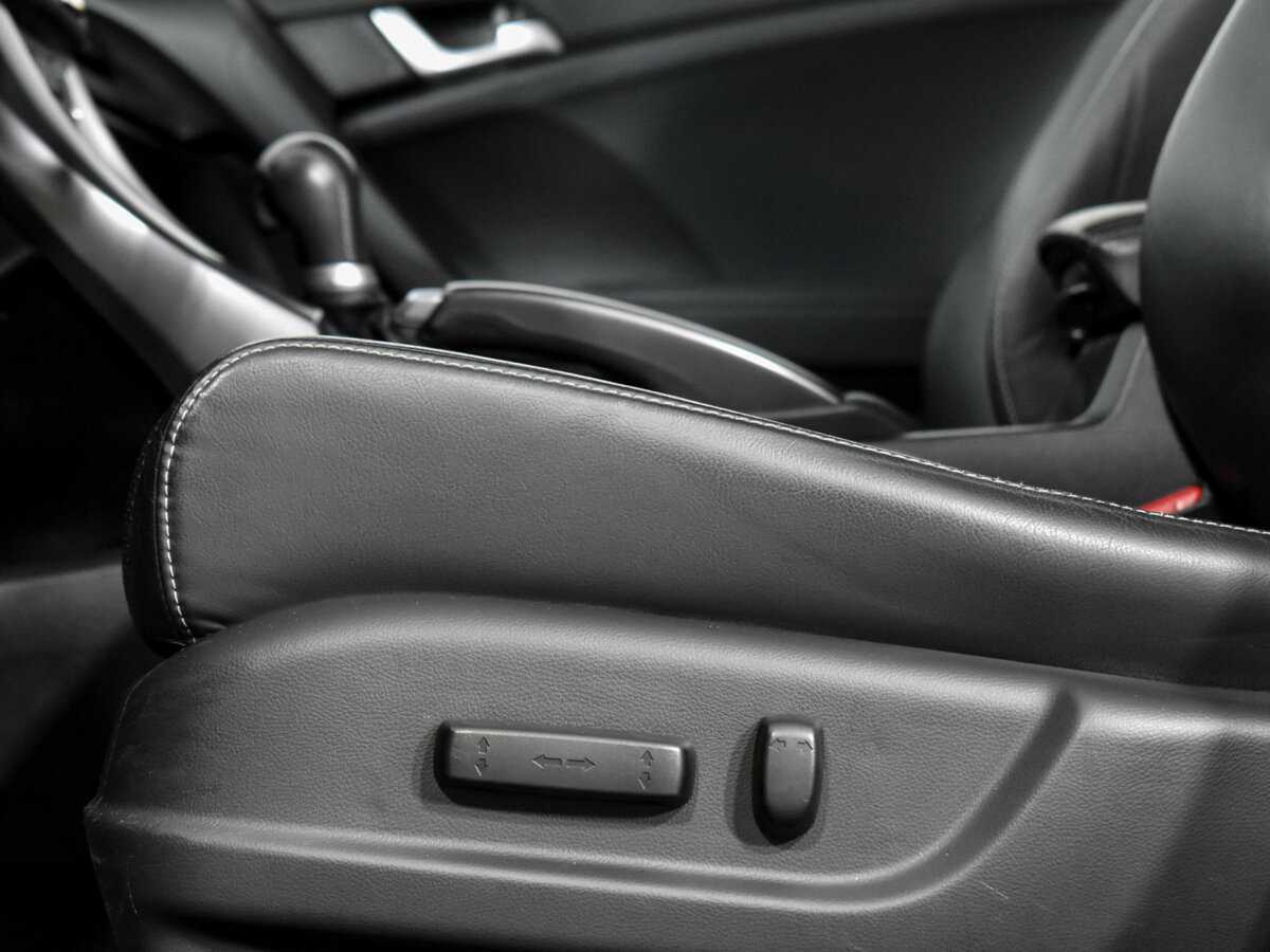 Honda Accord 2012 года с пробегом. Фото: #9