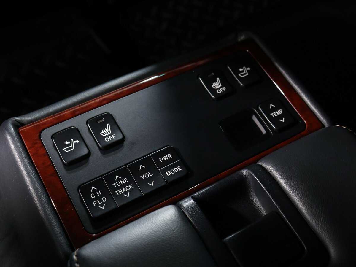 Б/У Тойота Камри 2012 года. Фото: #20