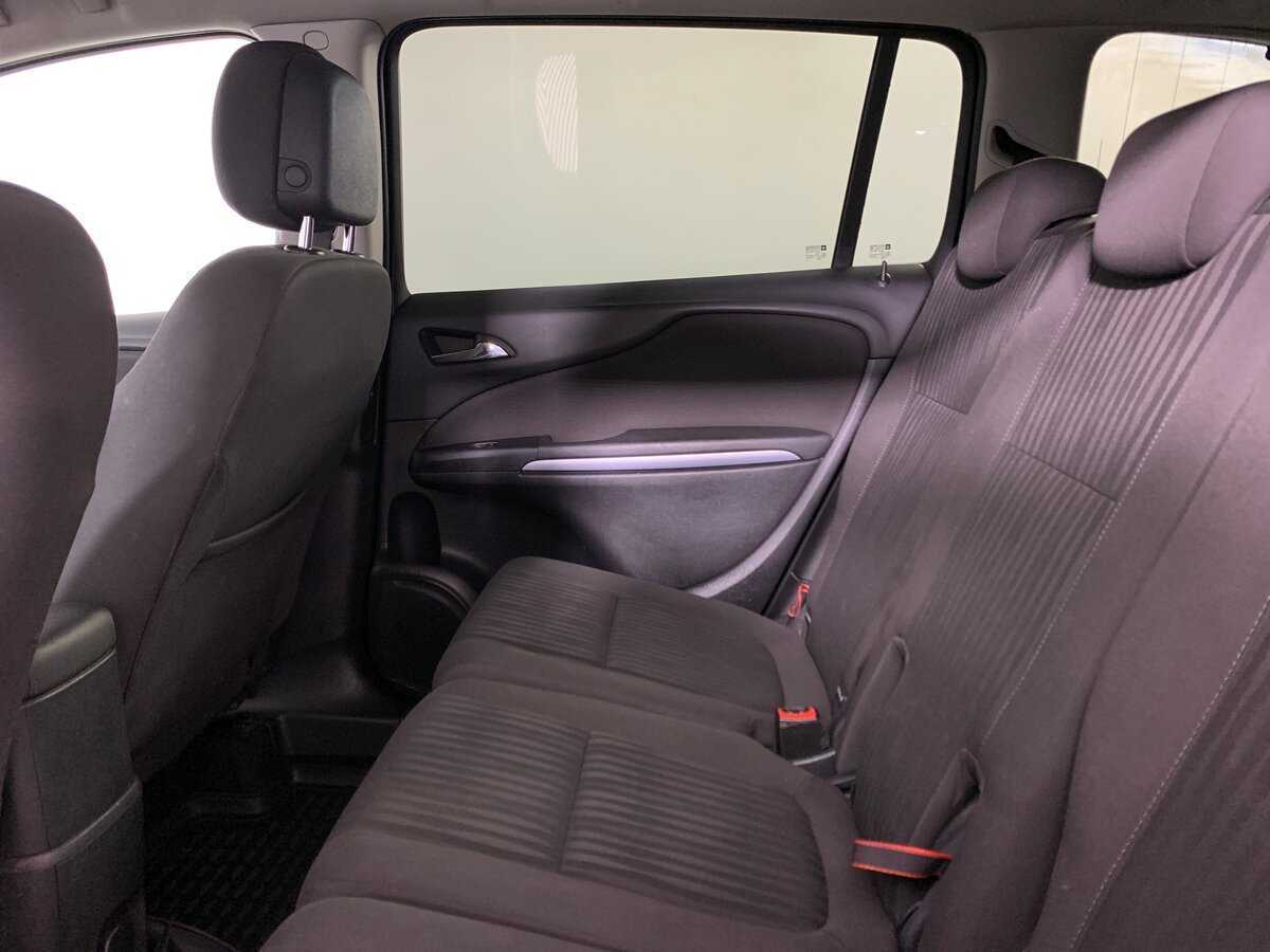 Б/У Опель Зафира 2012 года. Фото: #18