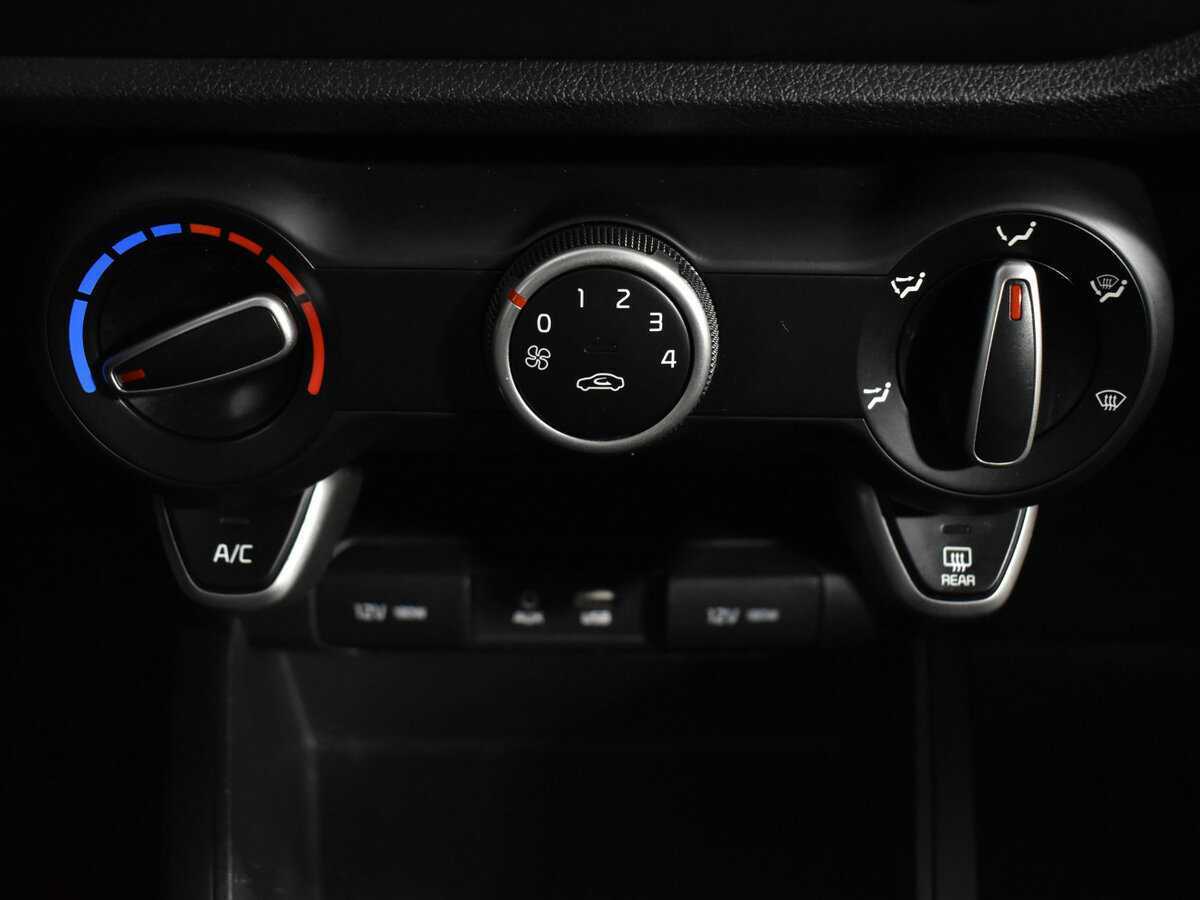 Б/У Киа Рио 2017 года. Фото: #18