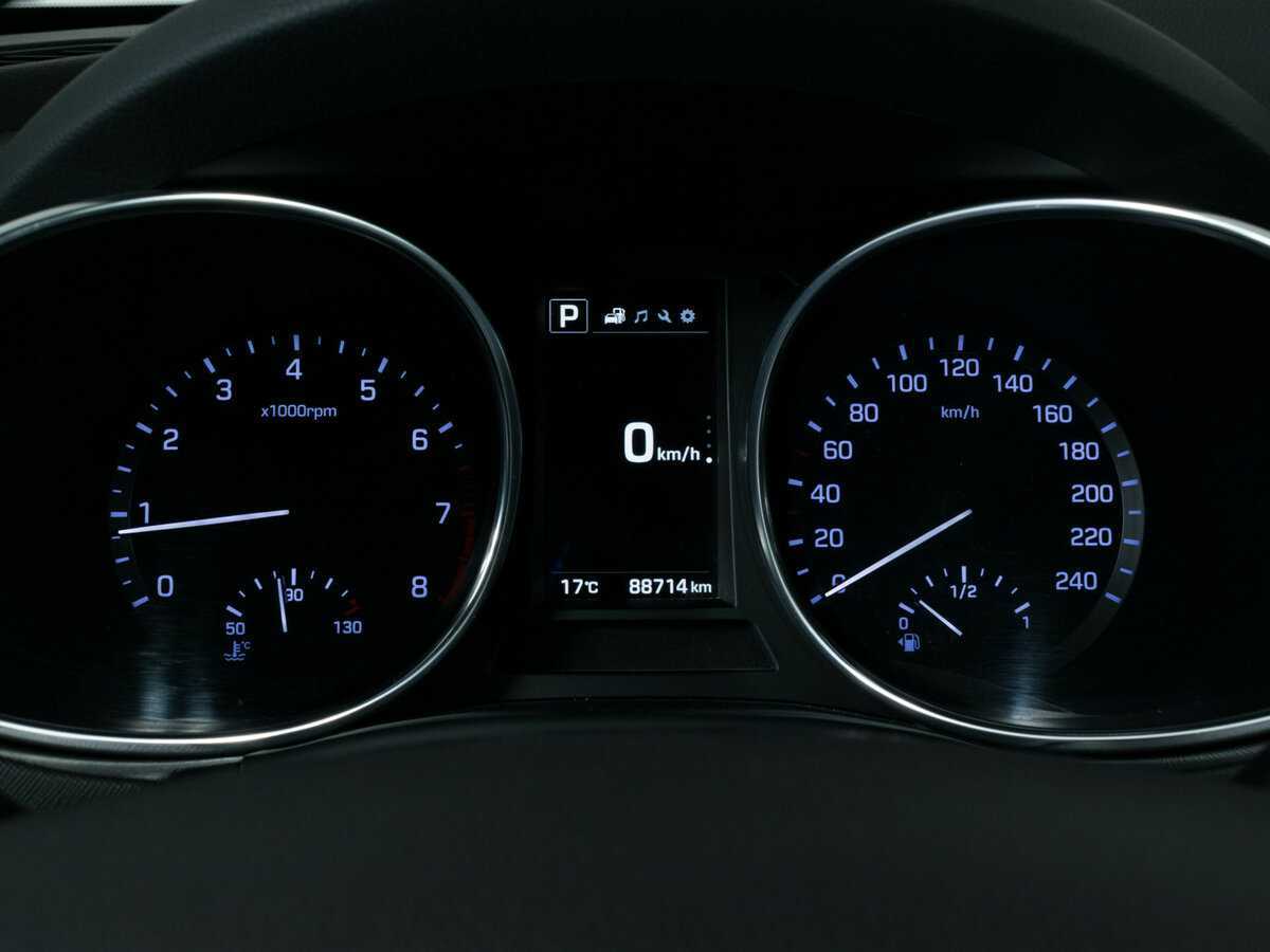 Б/У Хендай Санта Фе 2017 года. Фото: #10