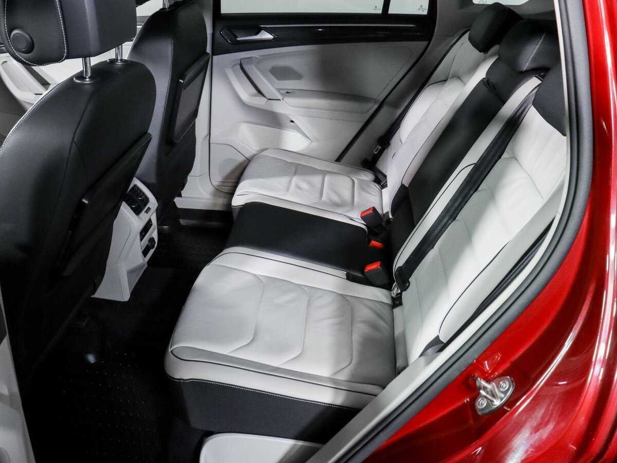 Б/У Фольксваген Тигуан 2016 года. Фото: #6