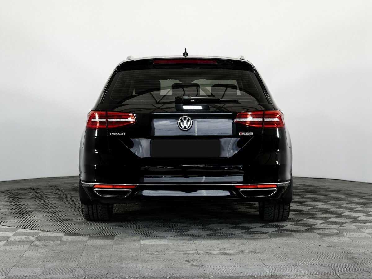 Б/У Фольксваген Пассат 2018 года. Фото: #3
