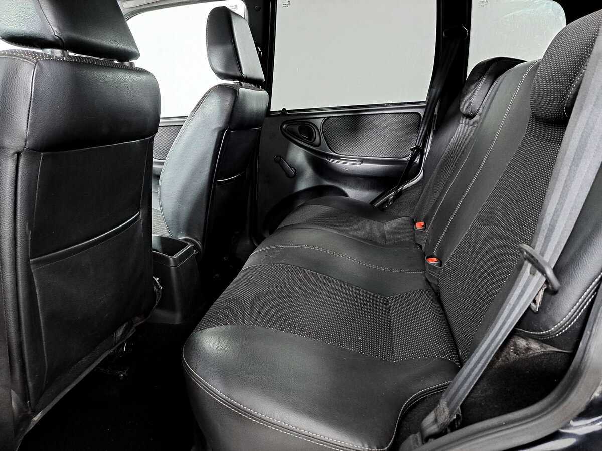 Б/У Шевроле Нива 2015 года. Фото: #11