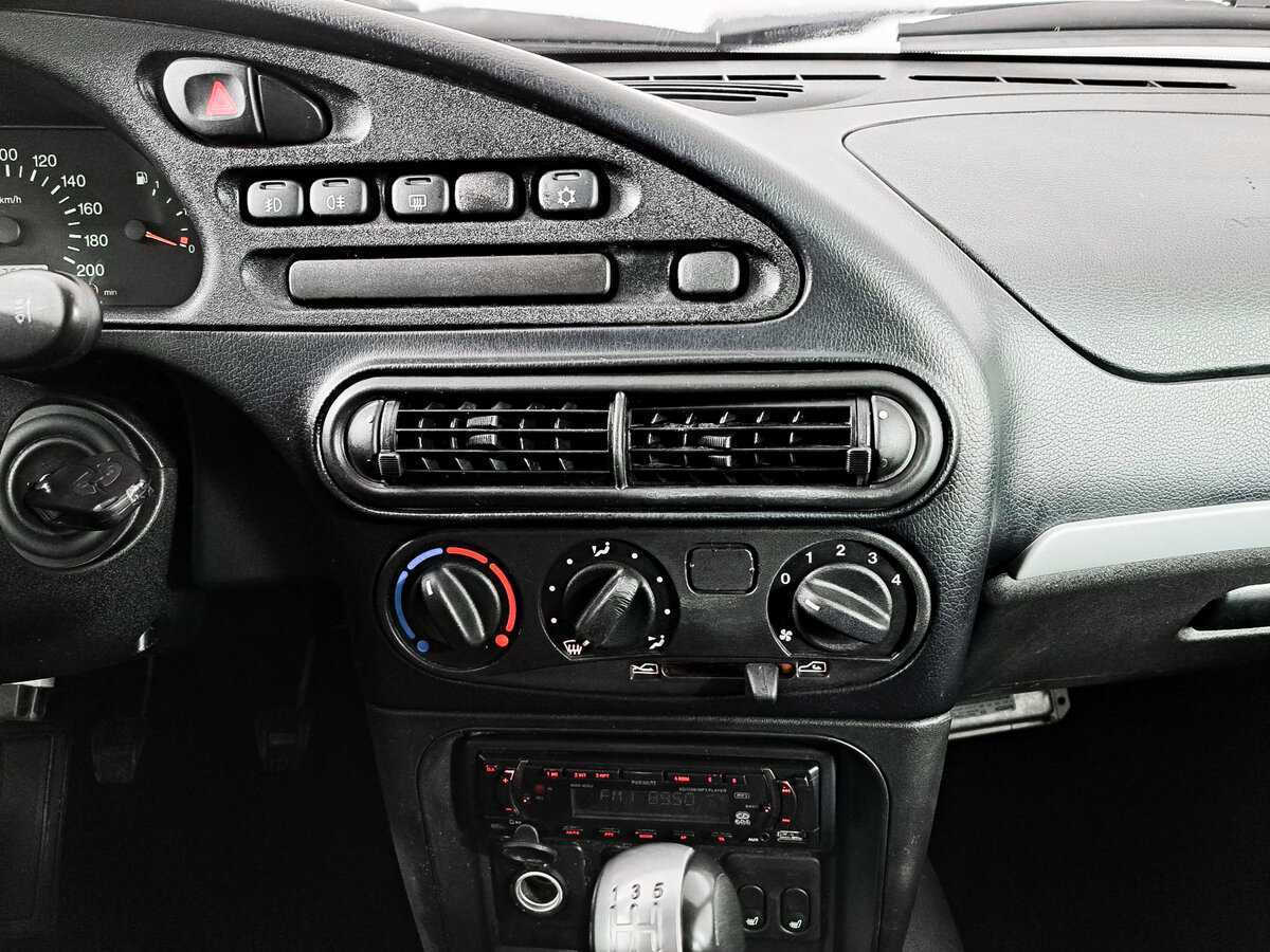 Б/У Шевроле Нива 2015 года. Фото: #14