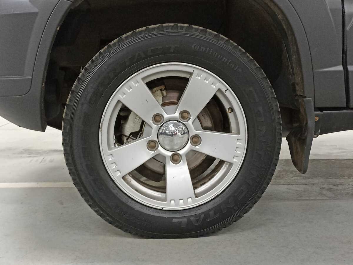 Б/У Шевроле Нива 2015 года. Фото: #17