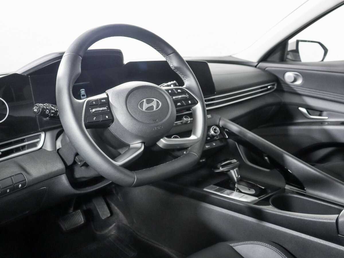 Б/У Хендай Елантра 2023 года. Фото: #10