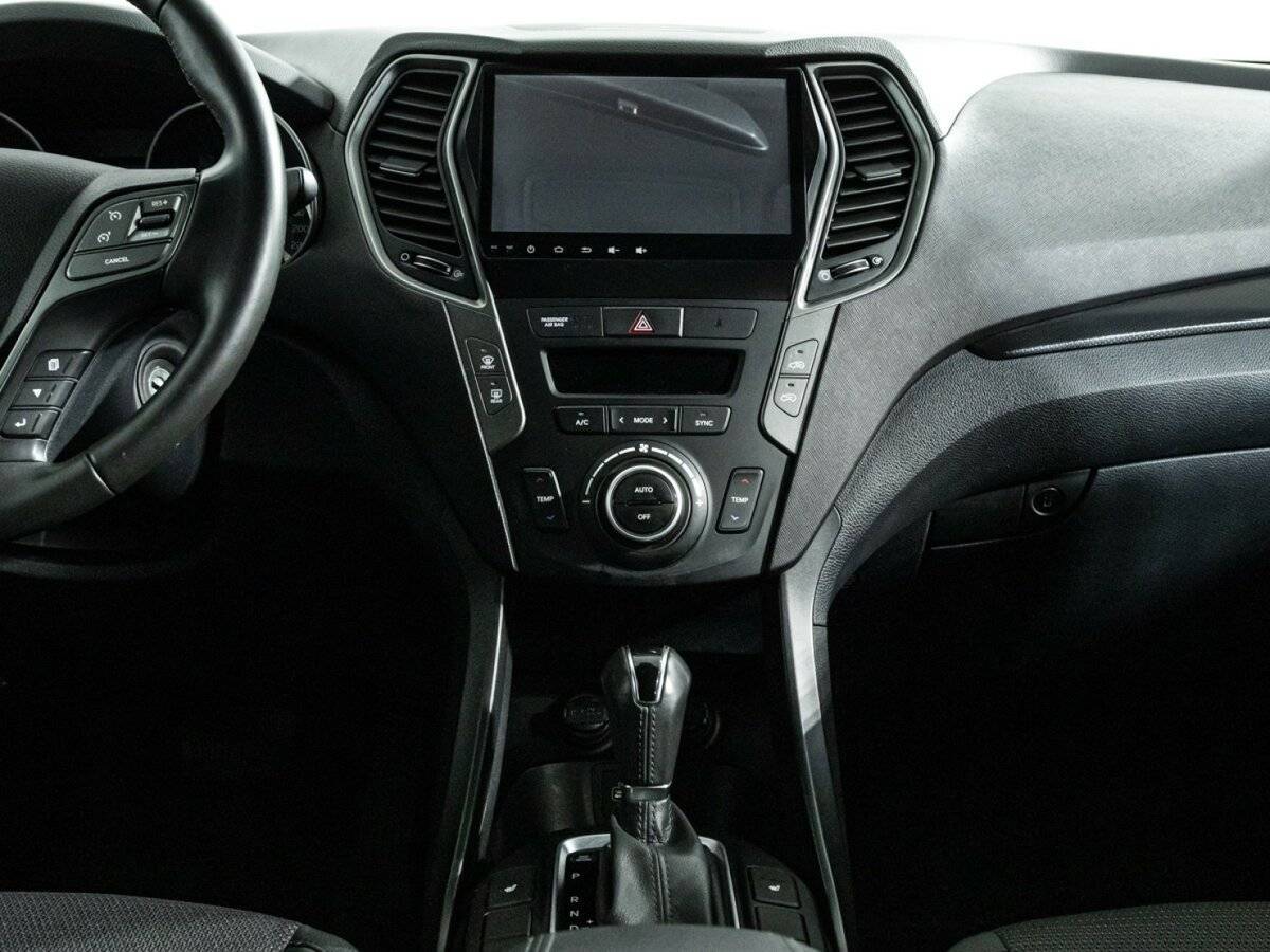 Б/У Хендай Санта Фе 2018 года. Фото: #13