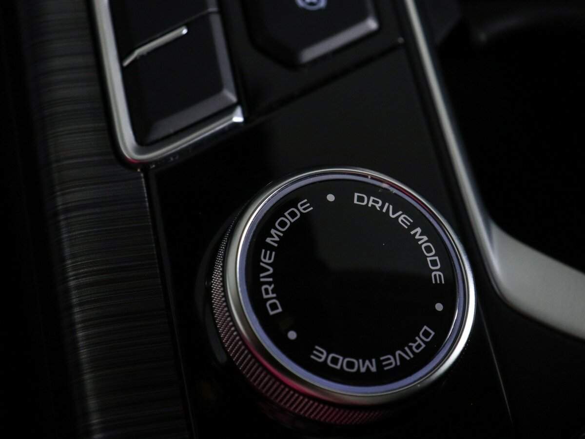 Geely Tugella 2022 года с пробегом. Фото: #21