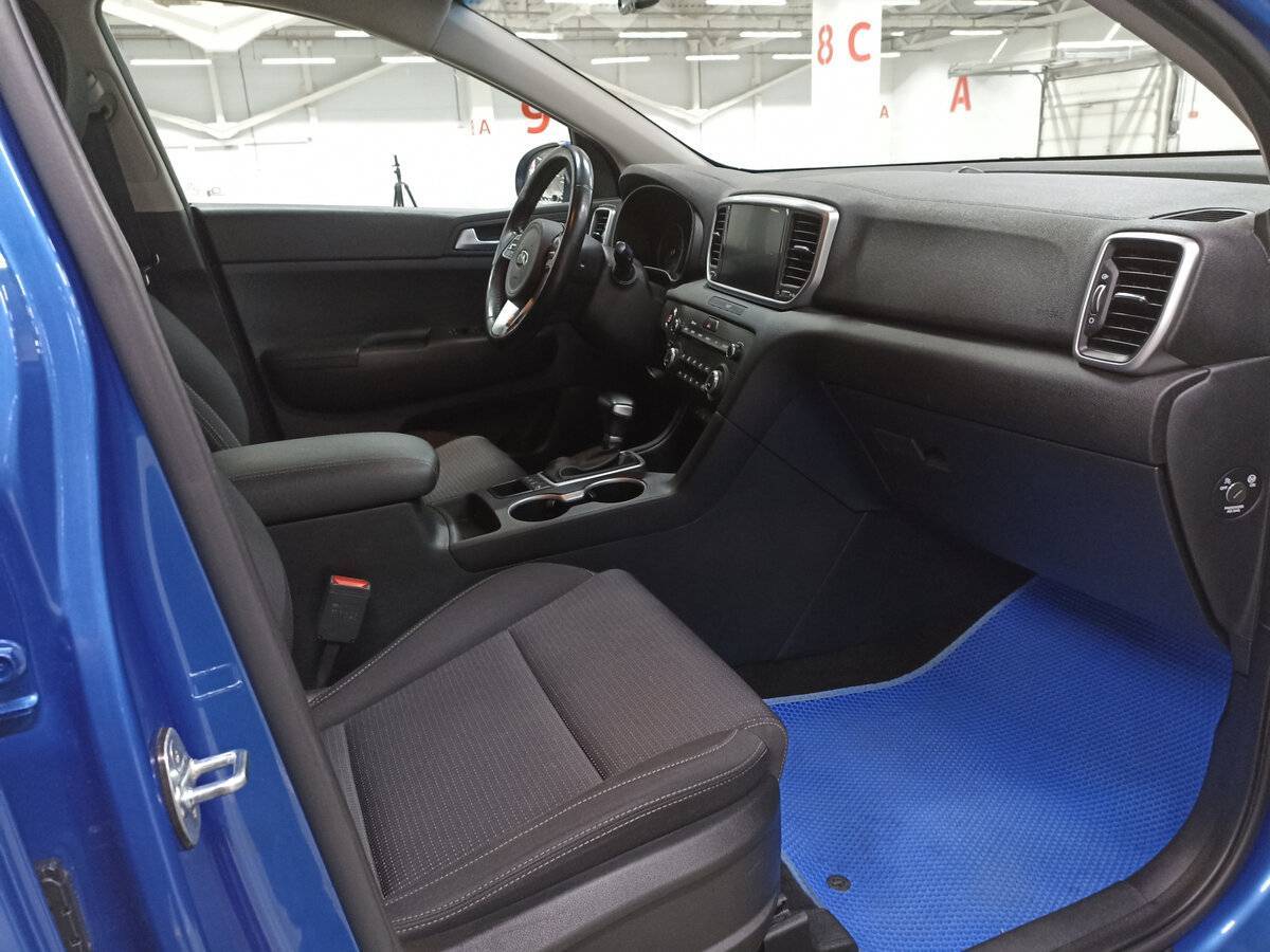 Б/У Киа Спортейдж 2021 года. Фото: #10