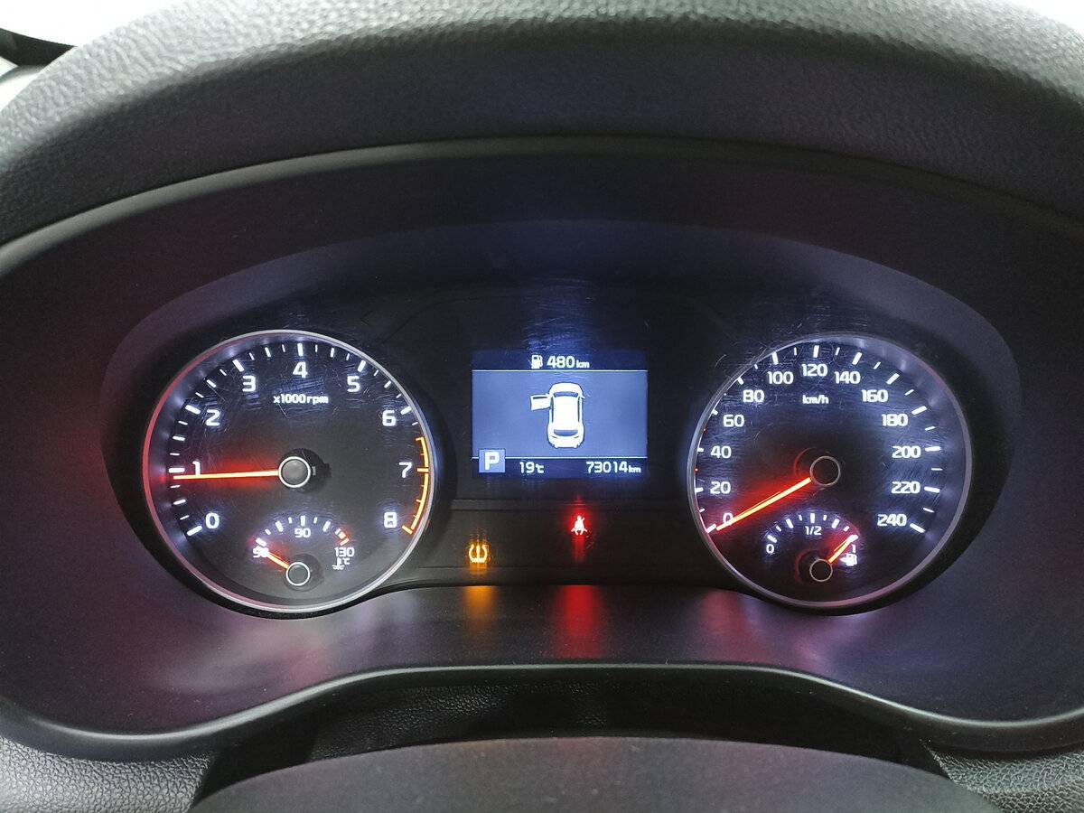 Б/У Киа Спортейдж 2021 года. Фото: #12