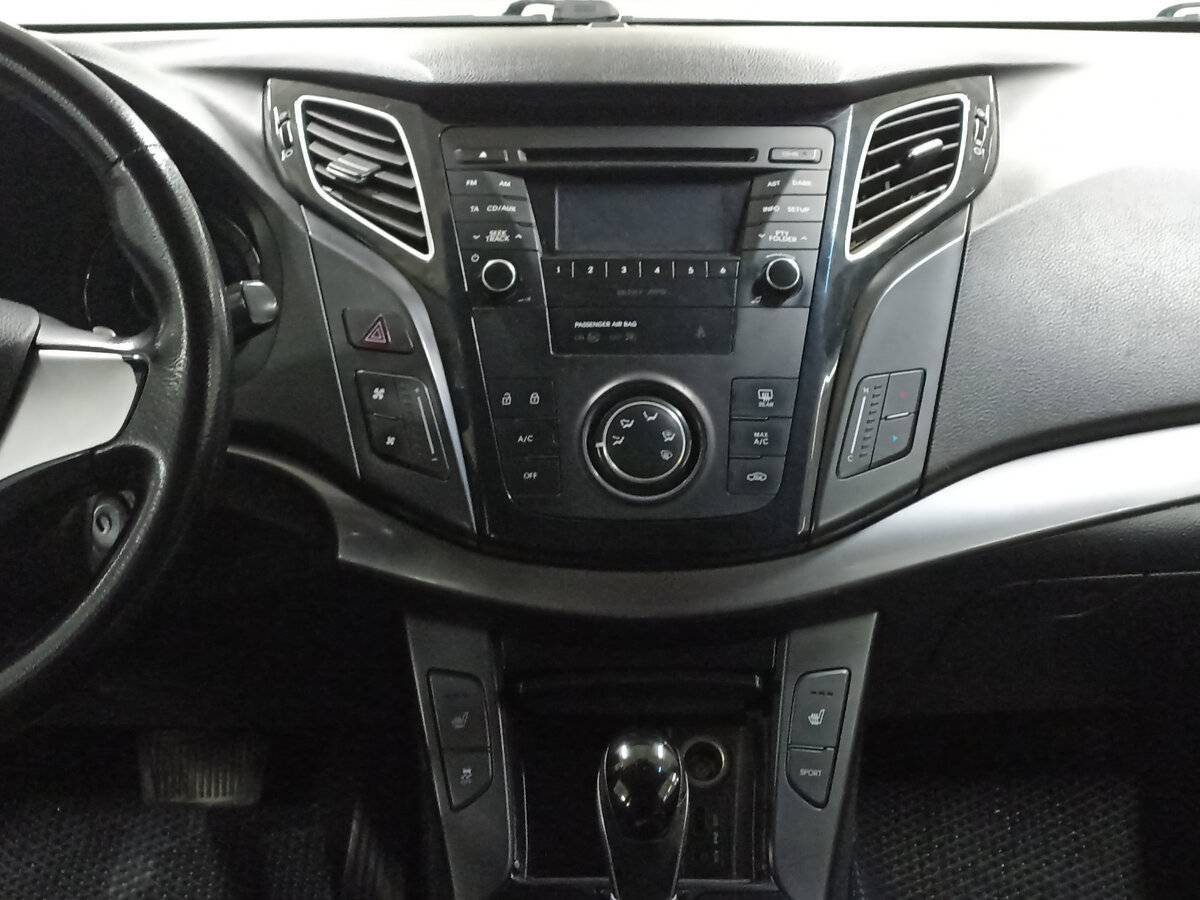 Б/У Хендай ай40 2013 года. Фото: #14