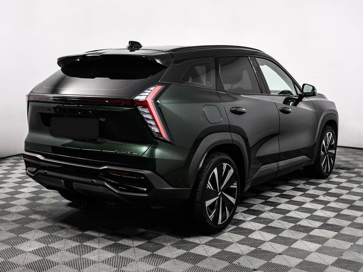 Geely Atlas 2023 года с пробегом. Фото: #4