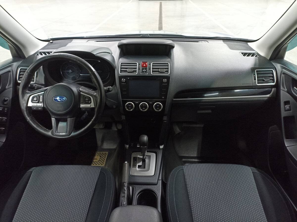 Subaru Forester 2017 года с пробегом. Фото: #13