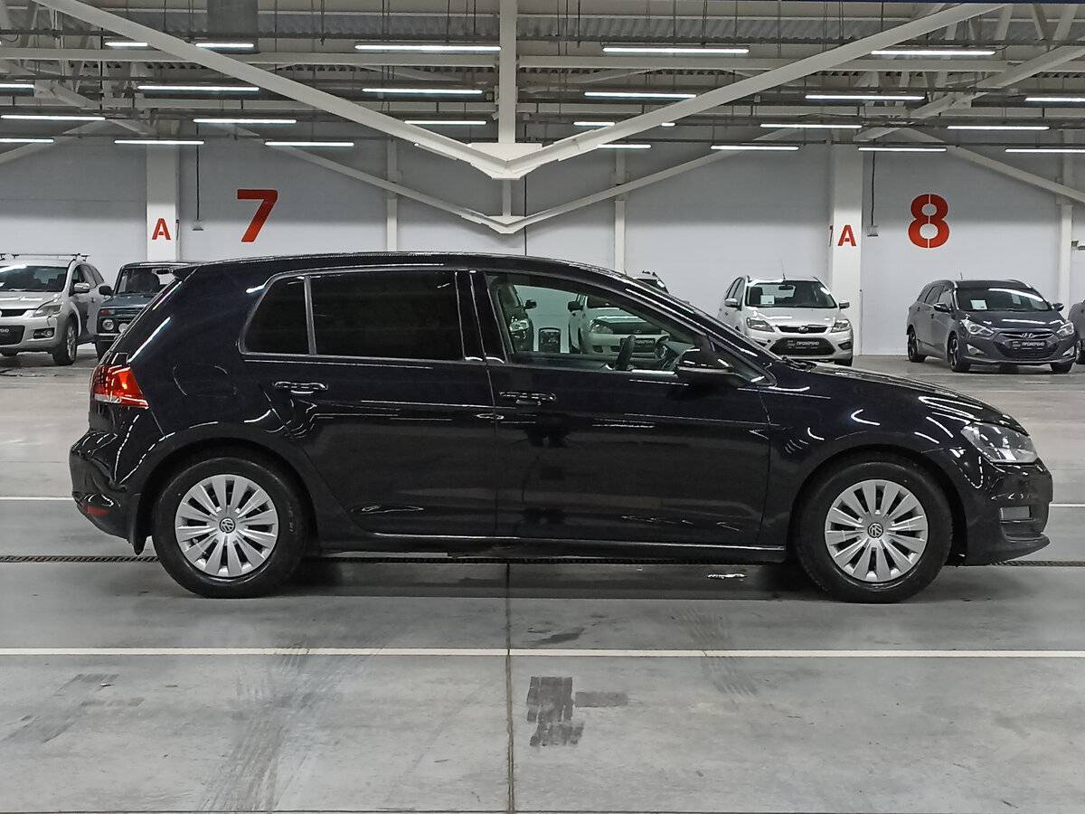 Б/У Фольксваген Гольф 2013 года. Фото: #3