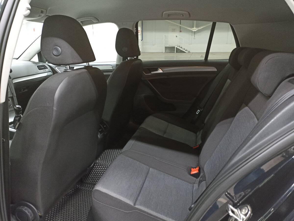 Б/У Фольксваген Гольф 2013 года. Фото: #11