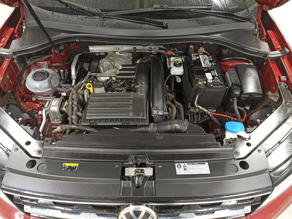 Б/У Фольксваген Тигуан 2018 года. Фото: #8