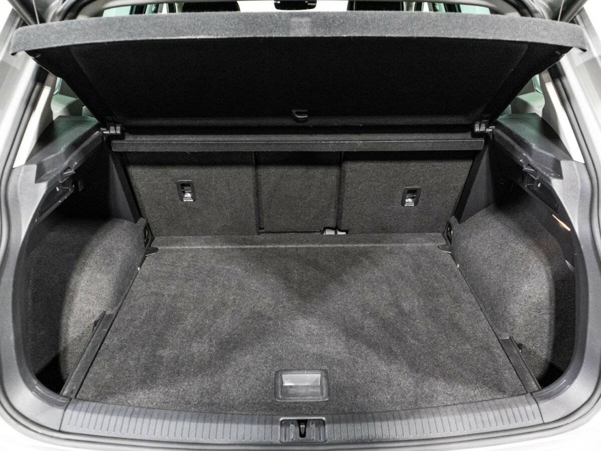 Б/У Фольксваген Тигуан 2019 года. Фото: #14