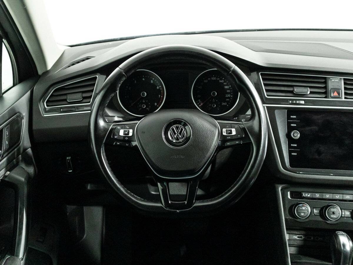 Б/У Фольксваген Тигуан 2019 года. Фото: #19