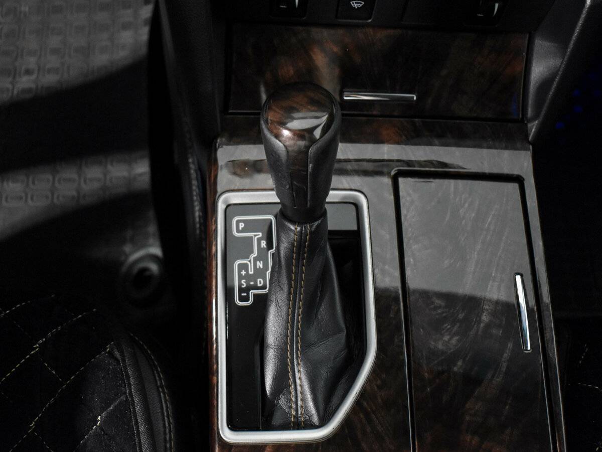 Б/У Тойота Камри 2018 года. Фото: #11