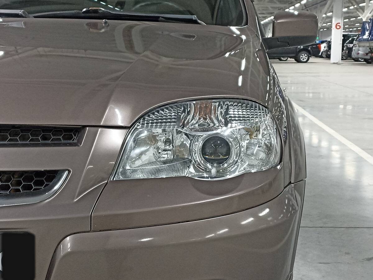 Б/У Шевроле Нива 2013 года. Фото: #16