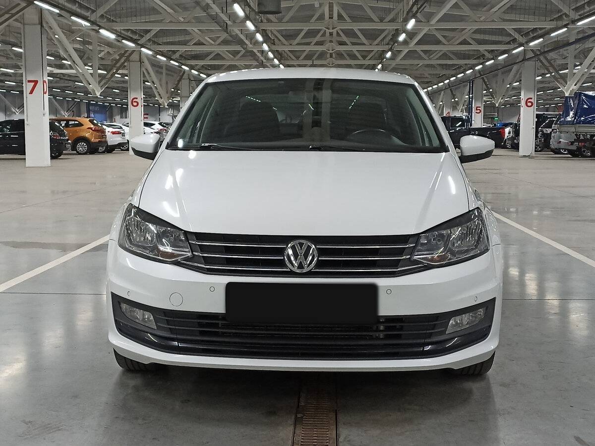 Б/У Фольксваген Поло 2018 года. Фото: #1