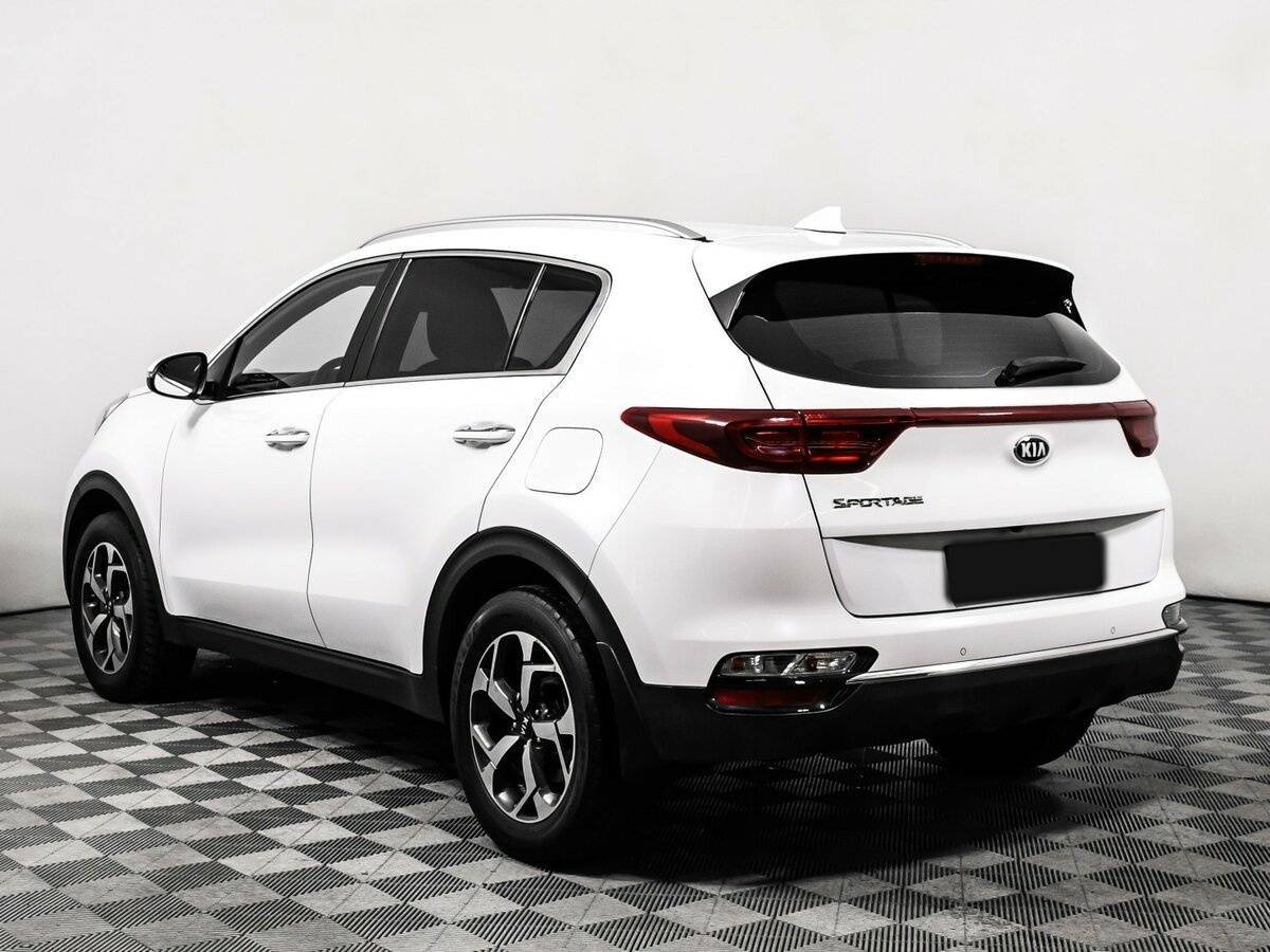 Б/У Киа Спортейдж 2021 года. Фото: #6