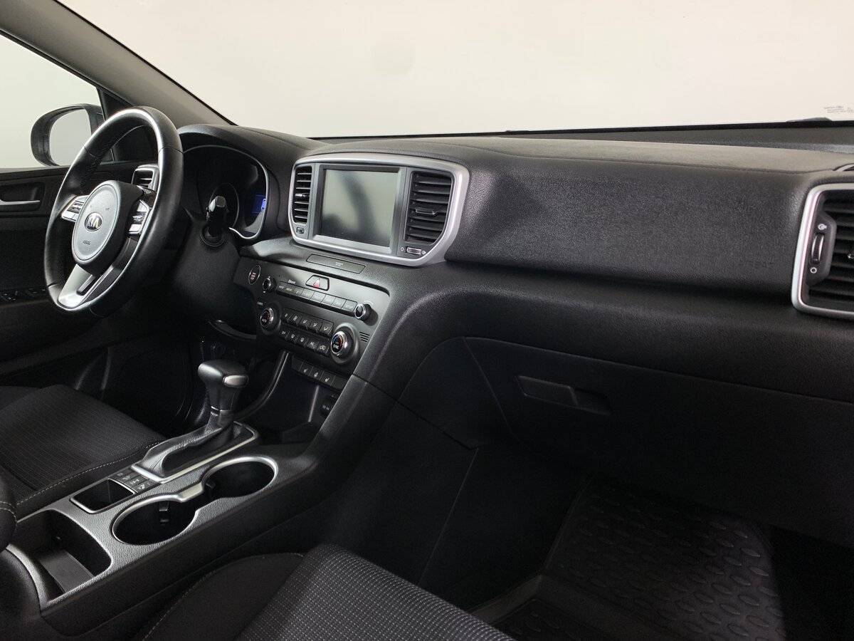 Б/У Киа Спортейдж 2020 года. Фото: #12