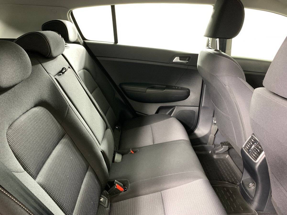 Б/У Киа Спортейдж 2020 года. Фото: #16